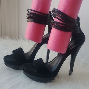 💥Sale💥Shiekh Platforms/Size 6/ 5 1/2" Long.